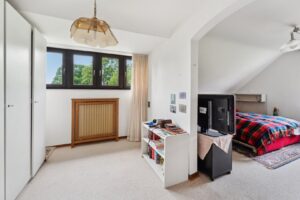 Kinder-/ Arbeitszimmer