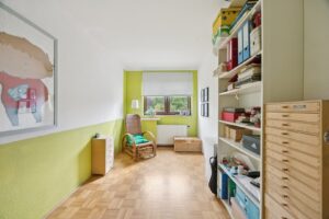 Kinder-/ Arbeitszimmer 1