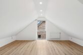 EINZIEHEN & WOHLFÜHLEN! Top gepflegter Familientraum in beliebter Wohnlage - Ausgebautes Dachgeschoss