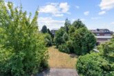 Gemütliches Zweifamilienhaus mit großem Garten und zusätzlich ausgebautem Dachgeschoss! - OG Ausblick Balkon