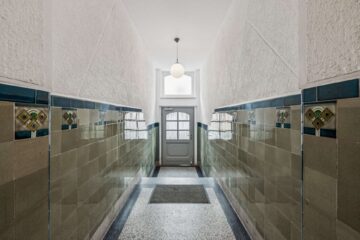 Altbau trifft Gartenidylle – Gartenwohnung mit großer Loggia und eigenem Garten, 40219 Düsseldorf, Erdgeschosswohnung