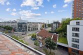 Kapitalanlage mit Potenzial in Bestlage – Mehrfamilienhaus in direkter Rheinturm-Nähe! - Ausblick Dachgeschoss